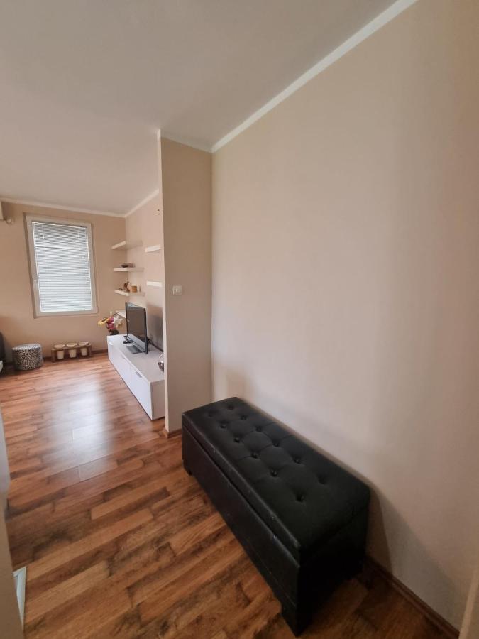 Hawaii- 2 Bdr, Arena, Sava Centar, Free Parking Apartment Belgrade Luaran gambar