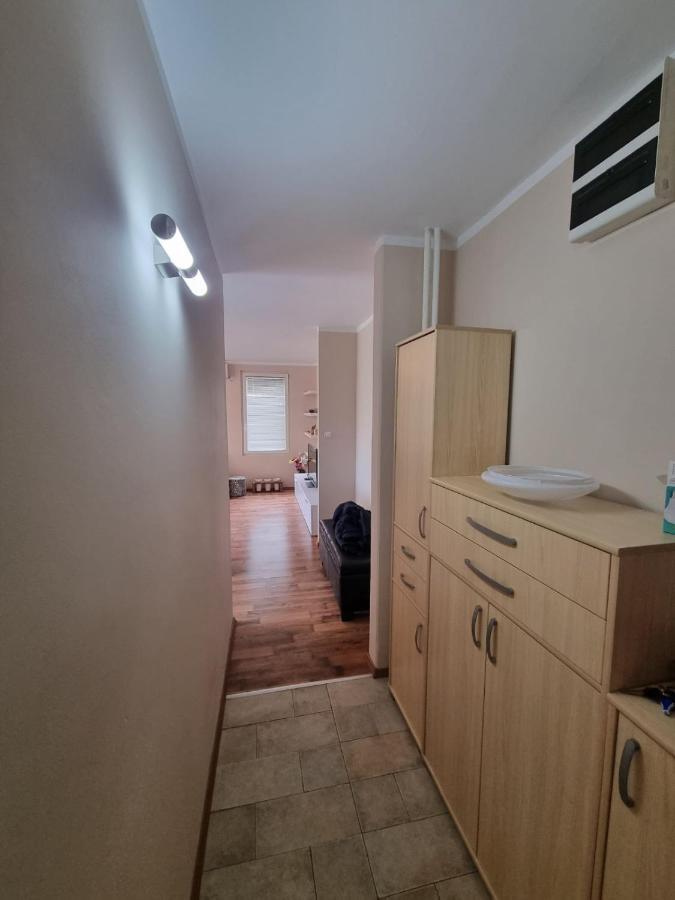 Hawaii- 2 Bdr, Arena, Sava Centar, Free Parking Apartment Belgrade Luaran gambar