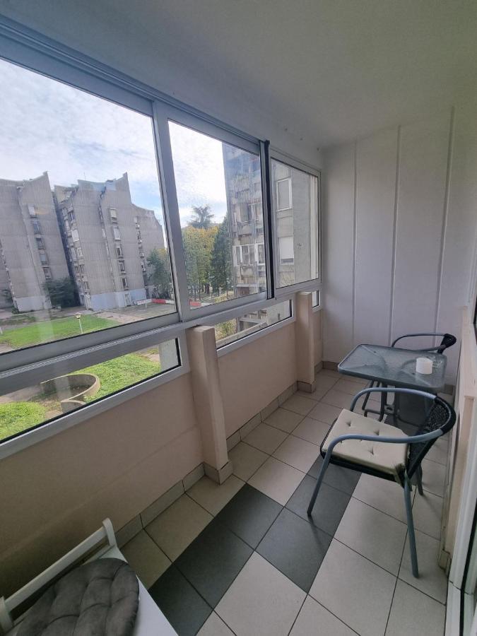 Hawaii- 2 Bdr, Arena, Sava Centar, Free Parking Apartment Belgrade Luaran gambar