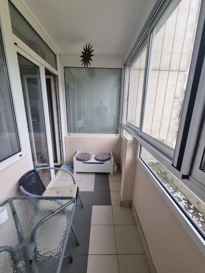 Hawaii- 2 Bdr, Arena, Sava Centar, Free Parking Apartment Belgrade Luaran gambar