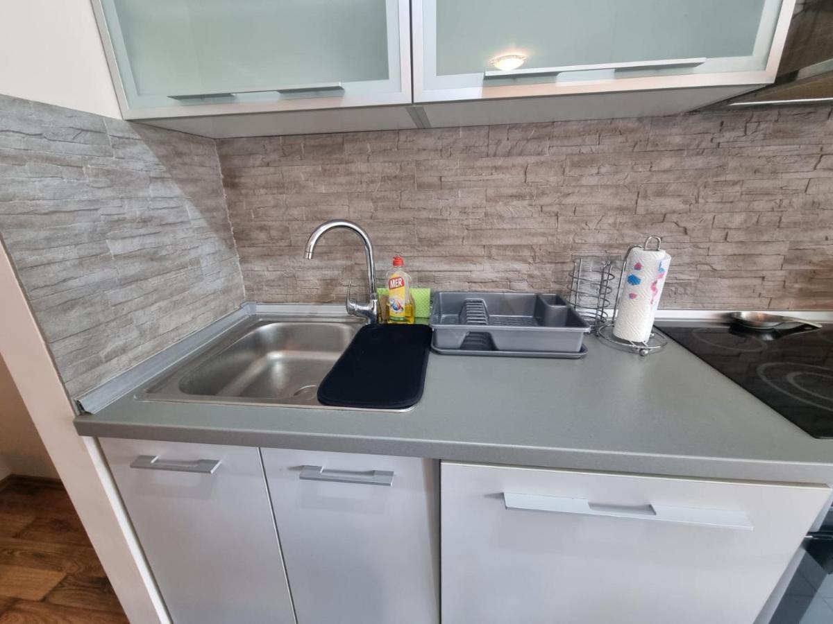 Hawaii- 2 Bdr, Arena, Sava Centar, Free Parking Apartment Belgrade Luaran gambar